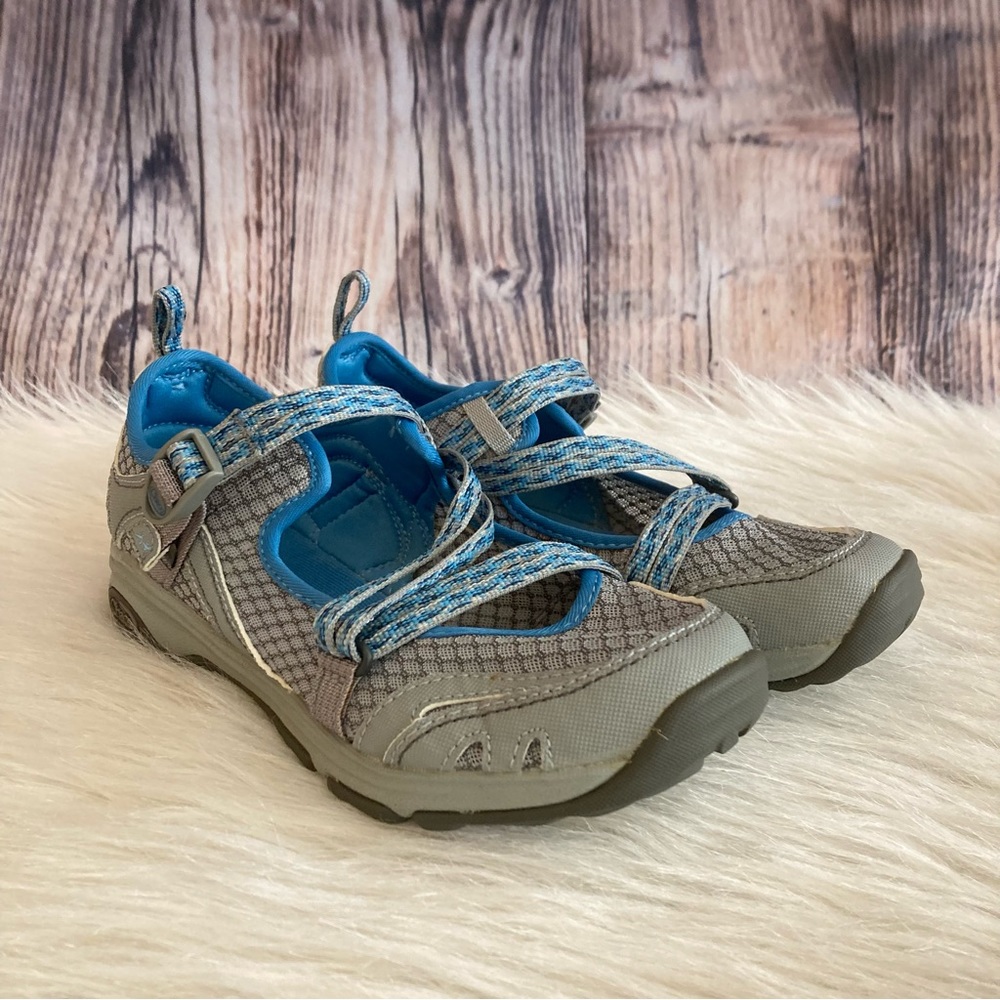 women's odyssey chacos